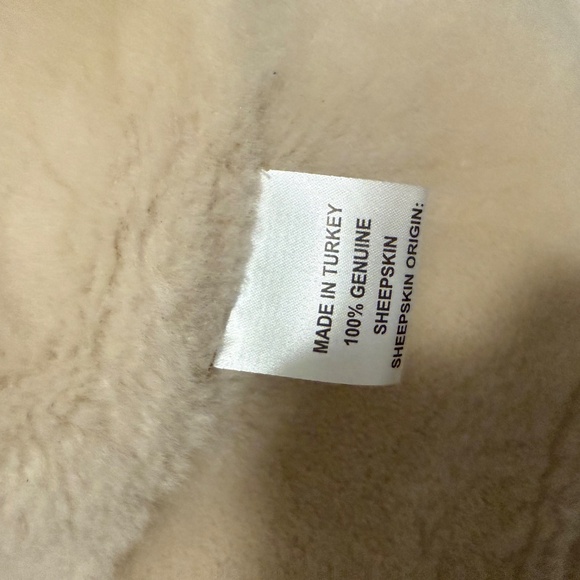Overland Sandra Sheepskin Coat - Picture 2 of 6